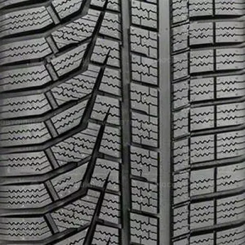 Hankook W320A i cept Evo2 235/35 R19 91W