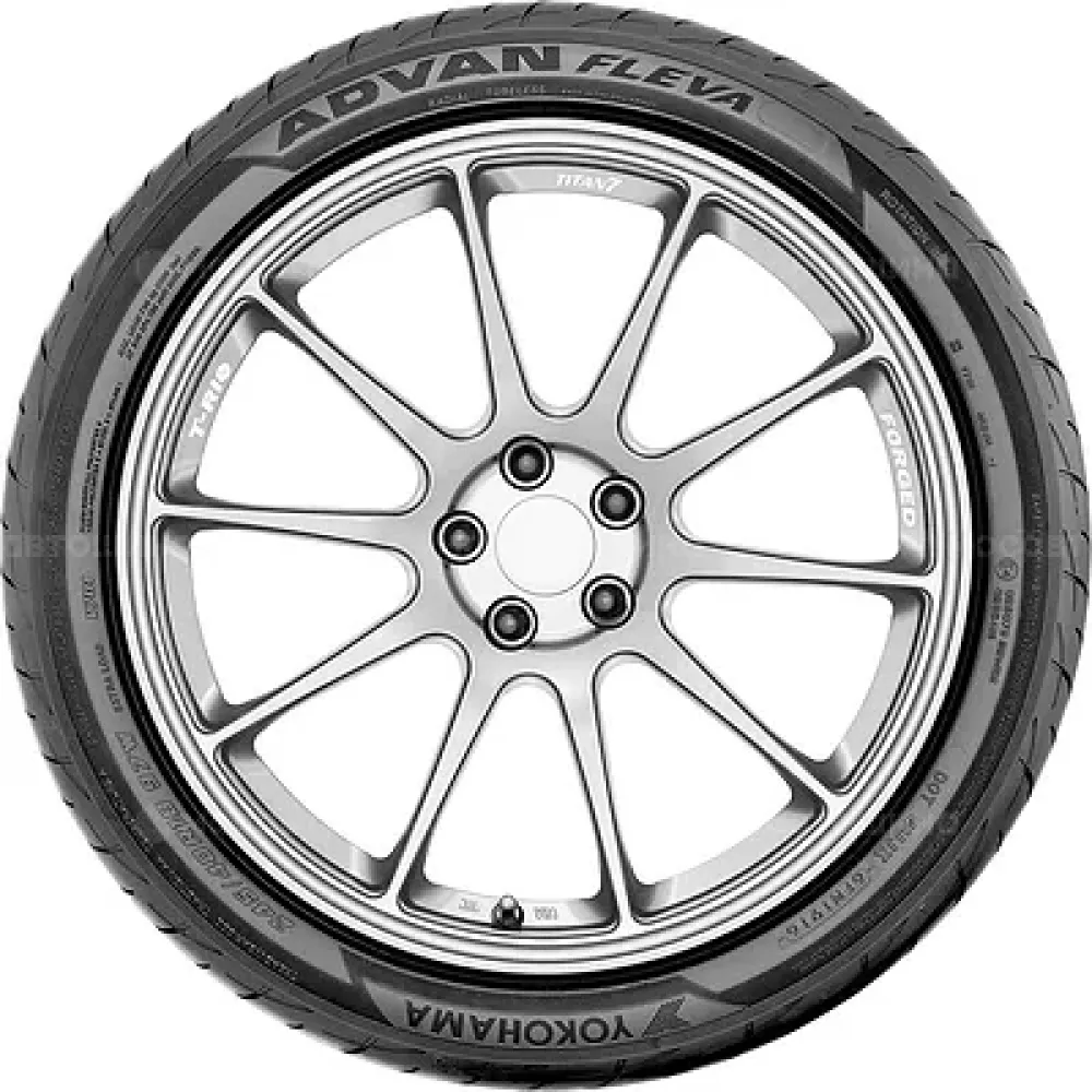 Yokohama Advan Fleva V701 235/50 R18 97V