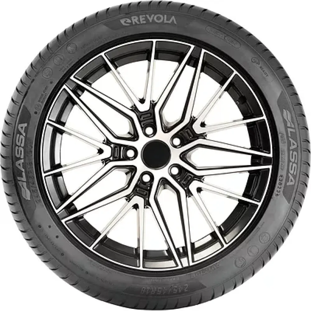 Lassa Revola 215/55 R17 94W
